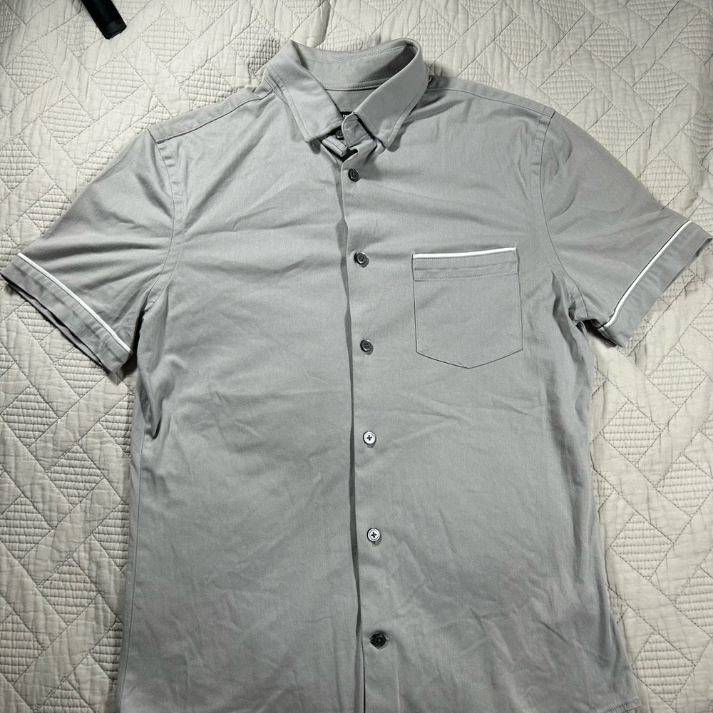 Express Light Gray Casual Button Down Shirt